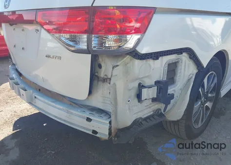 2016 Honda Odyssey Touring/Touring Elite z USA, uszkodzony, nr VIN 5FNRL5H90GB109066